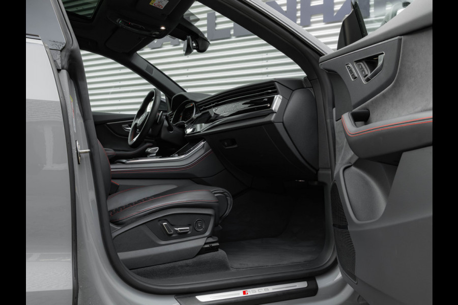 Audi Q8 4.0 TFSI RS Q8 quattro - Pano - Matrix LED - Bang & Olufsen - Trekhaak