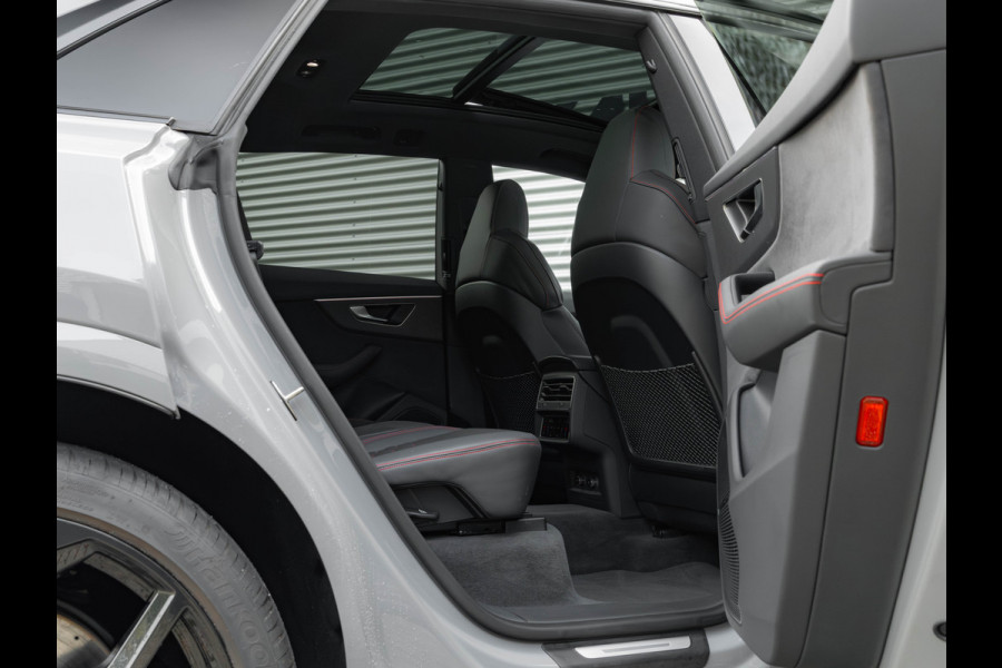 Audi Q8 4.0 TFSI RS Q8 quattro - Pano - Matrix LED - Bang & Olufsen - Trekhaak