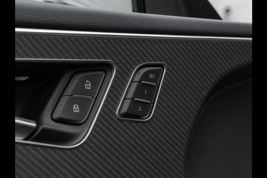 Audi Q8 4.0 TFSI RS Q8 quattro - Pano - Matrix LED - Bang & Olufsen - Trekhaak