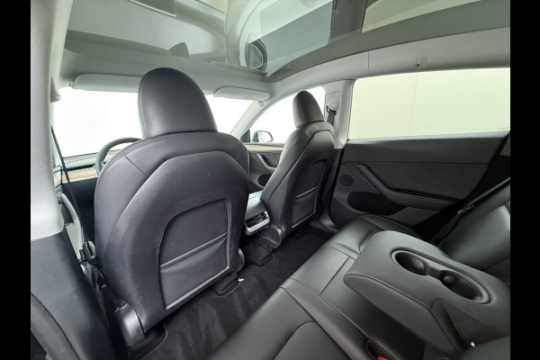 Tesla Model Y Performance AWD 75kWh SOH 95% Warmtepomp Panoramadak Navi Ecc Leder Lmv 21" Keyless Led Elek.Achterklep Memory Stoel+Stuurverwarming AMD-Ryzen­™-Processor 1e Eigenaar Origineel Nederlandse Auto fabrieksgarantie tot 14-12-2027 Batterij en Motorgarantie tot 14-12-2031/192.000km
