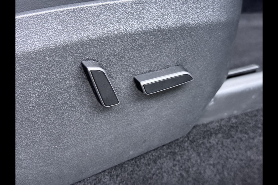 Tesla Model Y Performance AWD 75kWh SOH 95% Warmtepomp Panoramadak Navi Ecc Leder Lmv 21" Keyless Led Elek.Achterklep Memory Stoel+Stuurverwarming AMD-Ryzen­™-Processor 1e Eigenaar Origineel Nederlandse Auto fabrieksgarantie tot 14-12-2027 Batterij en Motorgarantie tot 14-12-2031/192.000km