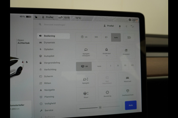 Tesla Model 3 SR+ 60kWh 326PK Trekhaak AutoPilot Premium-Luidsprekers Leer PanoramaDak Adaptive Cruise Lmv 18" Camera's Elektr.-Stuur+Stoelen+ SOH 85% Ecc Navi Led DAB Voorverwarmen interieur via App Keyless One-Pedal-Drive Origineel Nederlandse Auto 1.584KG Trekgewicht 1.000kg.