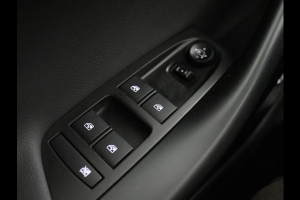 Opel Astra 1.4 Turbo Innovation | Navigatie | Camera | Carplay | Keyless | Full-LED | Climate control | PDC | Cruise control | Dodehoek detectie