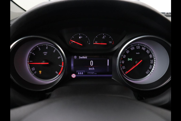 Opel Astra 1.4 Turbo Innovation | Navigatie | Camera | Carplay | Keyless | Full-LED | Climate control | PDC | Cruise control | Dodehoek detectie