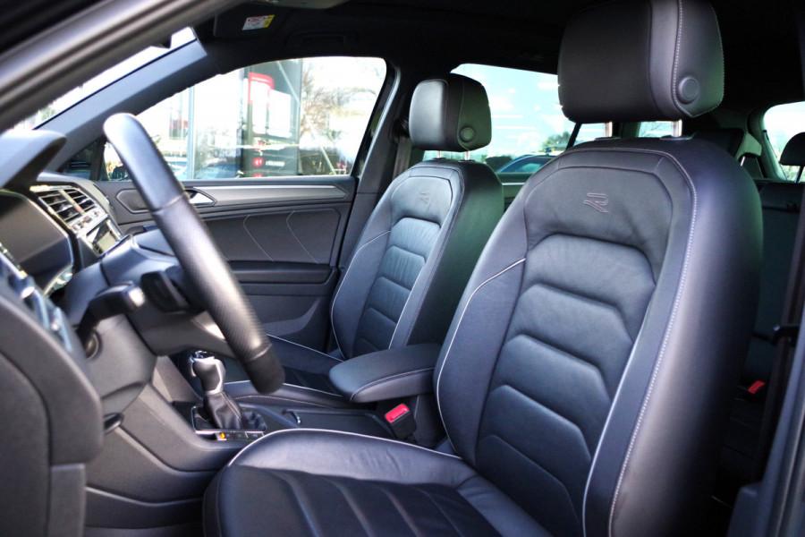 Volkswagen Tiguan 1.4 TSI eHybrid 245 PK R-Line Business+ PHEV, Panoramadak, Adap. Cruise Control, Winterpakket