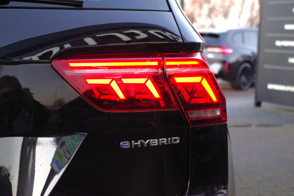 Volkswagen Tiguan 1.4 TSI eHybrid 245 PK R-Line Business+ PHEV, Panoramadak, Adap. Cruise Control, Winterpakket