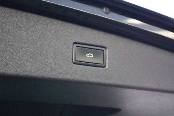 Volkswagen Tiguan 1.4 TSI eHybrid 245 PK R-Line Business+ PHEV, Panoramadak, Adap. Cruise Control, Winterpakket