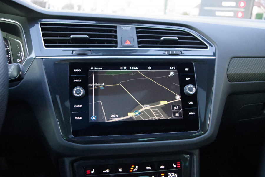 Volkswagen Tiguan 1.4 TSI eHybrid 245 PK R-Line Business+ PHEV, Panoramadak, Adap. Cruise Control, Winterpakket