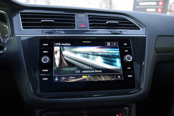 Volkswagen Tiguan 1.4 TSI eHybrid 245 PK R-Line Business+ PHEV, Panoramadak, Adap. Cruise Control, Winterpakket