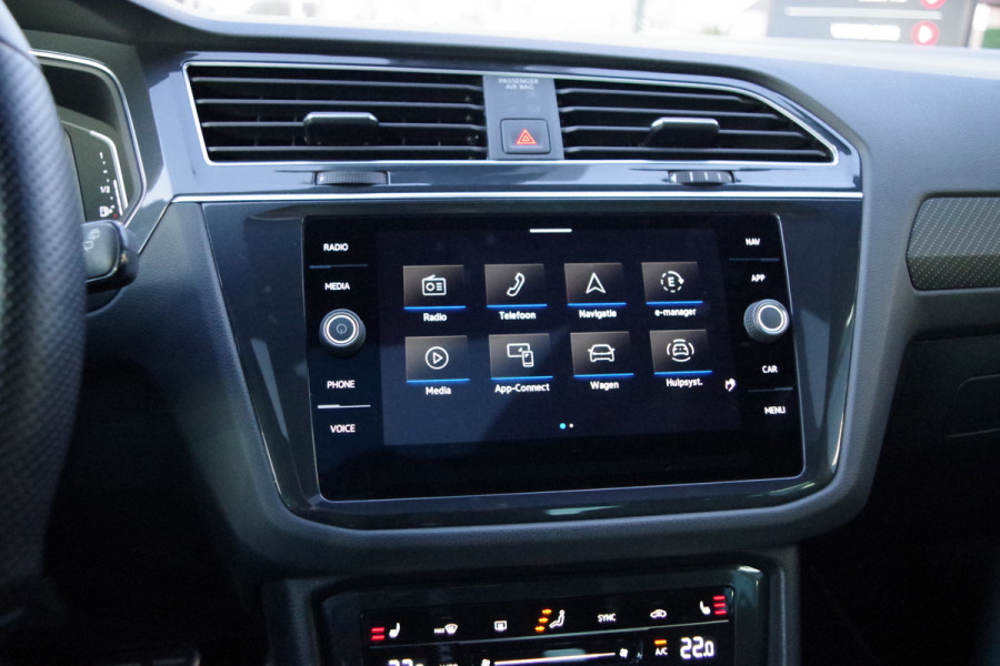 Volkswagen Tiguan 1.4 TSI eHybrid 245 PK R-Line Business+ PHEV, Panoramadak, Adap. Cruise Control, Winterpakket