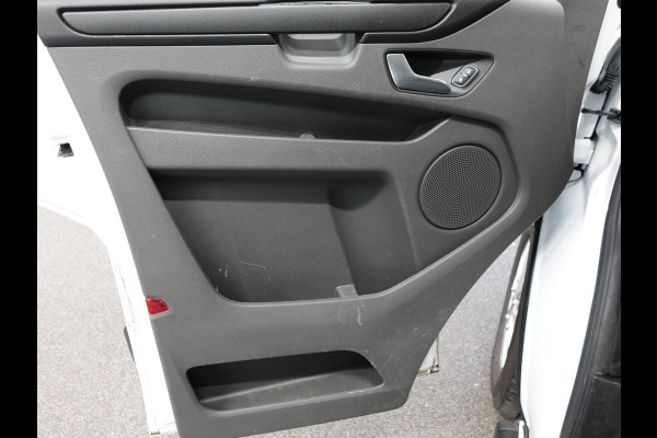 Ford Transit Custom 300 2.0 TDCI L2H1 Trend Navigatie Cruise Control Parkeersenoren Airco Camera Carplay Trekhaak