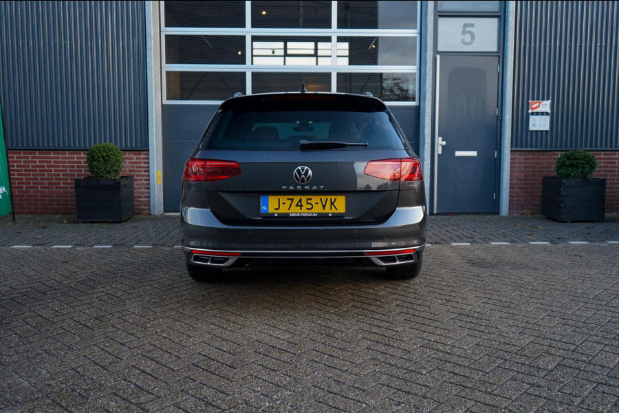 Volkswagen Passat Variant 1.5 TSI R-Line Business +