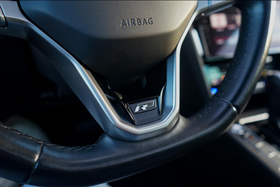 Volkswagen Passat Variant 1.5 TSI R-Line Business +