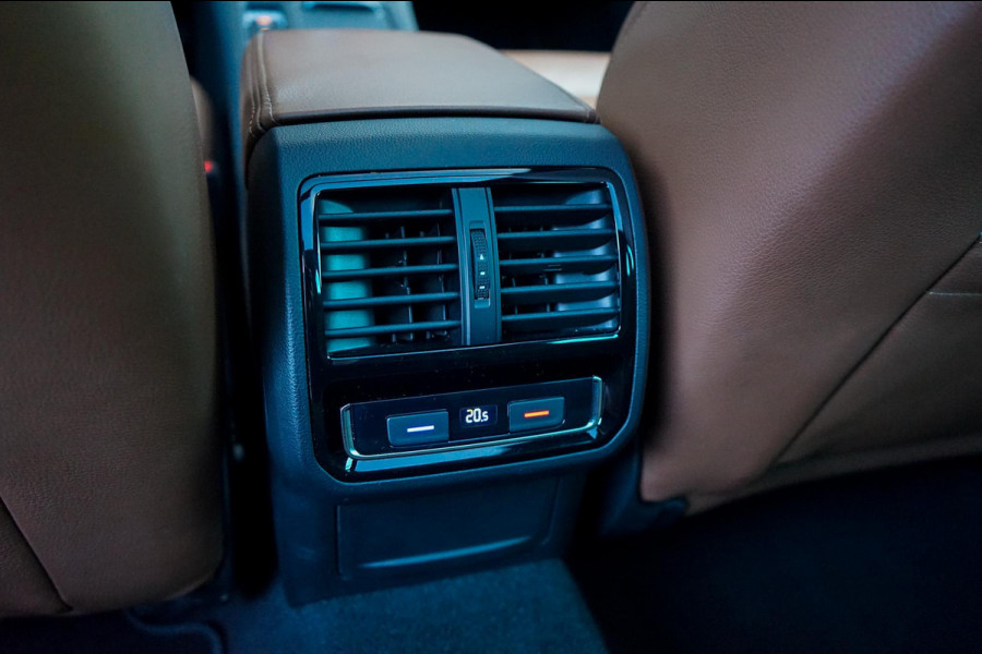 Volkswagen Passat Variant 1.5 TSI R-Line Business +