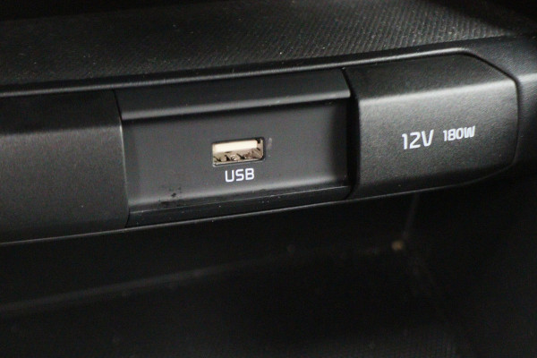 Kia Stonic 1.0 T-GDi MHEV DynamicPlusLine Automaat Two-Tone, Camera, Apple Carplay, Keyless, Climate, PDC