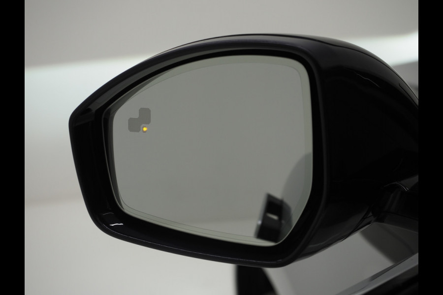 Land Rover Range Rover Evoque 1.5 P300e AWD R-Dynamic SE | Panoramadak | Leder | Camera | Memory | Adaptive Cruise | Virtual | Carplay