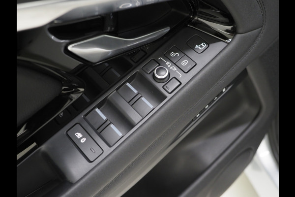 Land Rover Range Rover Evoque 1.5 P300e AWD R-Dynamic SE | Panoramadak | Leder | Camera | Memory | Adaptive Cruise | Virtual | Carplay