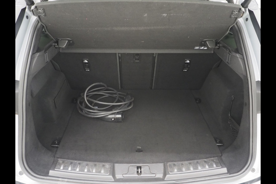 Land Rover Range Rover Evoque 1.5 P300e AWD R-Dynamic SE | Panoramadak | Leder | Camera | Memory | Adaptive Cruise | Virtual | Carplay