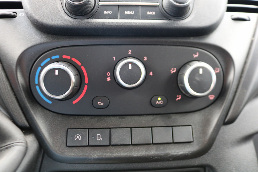 Iveco Daily 35S14 L2 H2 Airco Automaat 3.5T Trekhaak