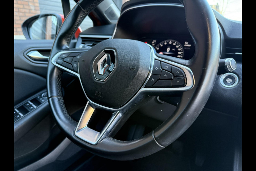 Renault Clio 1.0 TCe Intens / 101 PK / NAVI + Style Pakket / ALL-Season banden / Renault dealer onderhouden / NED-Clio / 1e Eigena