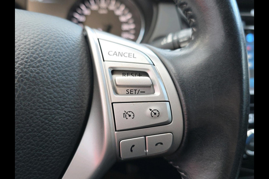 Nissan QASHQAI 1.2 Tekna | Volleder | Stoelverwarming | Pano | 360 Camera | Elektrische Stoel |