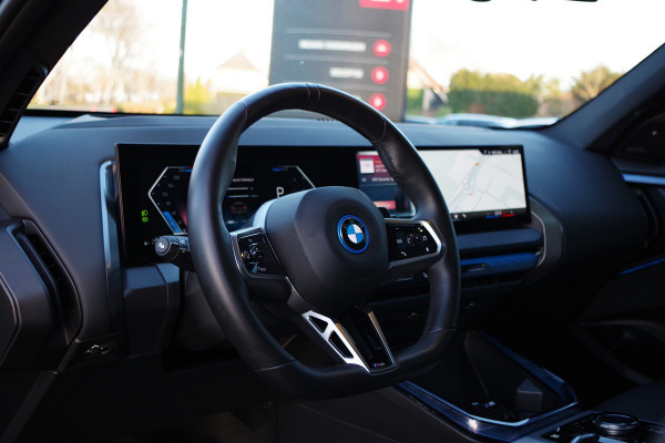 BMW X3 30e xDrive 300 PK M Sport PHEV, Panoramadak, Harman/Kardon, Iconic Glow, 360 Camera
