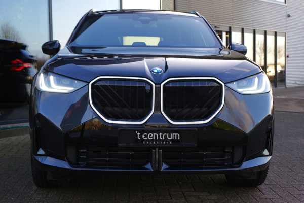 BMW X3 30e xDrive 300 PK M Sport PHEV, Panoramadak, Harman/Kardon, Iconic Glow, 360 Camera