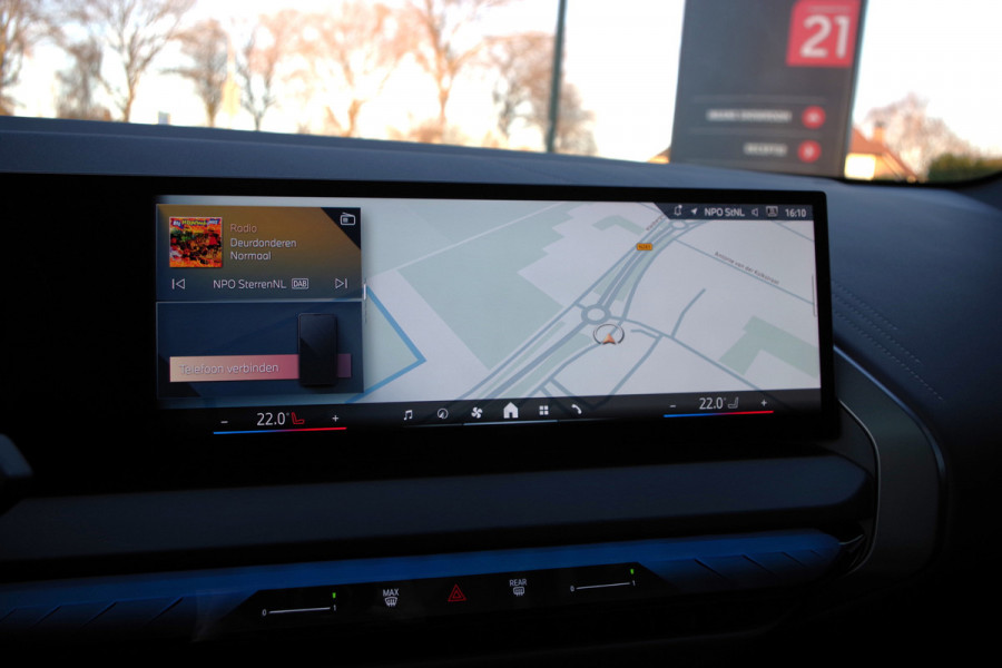 BMW X3 30e xDrive 300 PK M Sport PHEV, Panoramadak, Harman/Kardon, Iconic Glow, 360 Camera