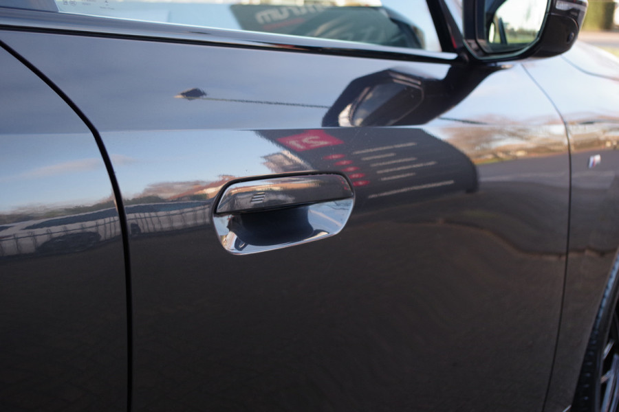 BMW X3 30e xDrive 300 PK M Sport PHEV, Panoramadak, Harman/Kardon, Iconic Glow, 360 Camera