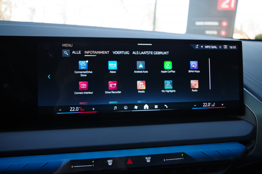 BMW X3 30e xDrive 300 PK M Sport PHEV, Panoramadak, Harman/Kardon, Iconic Glow, 360 Camera