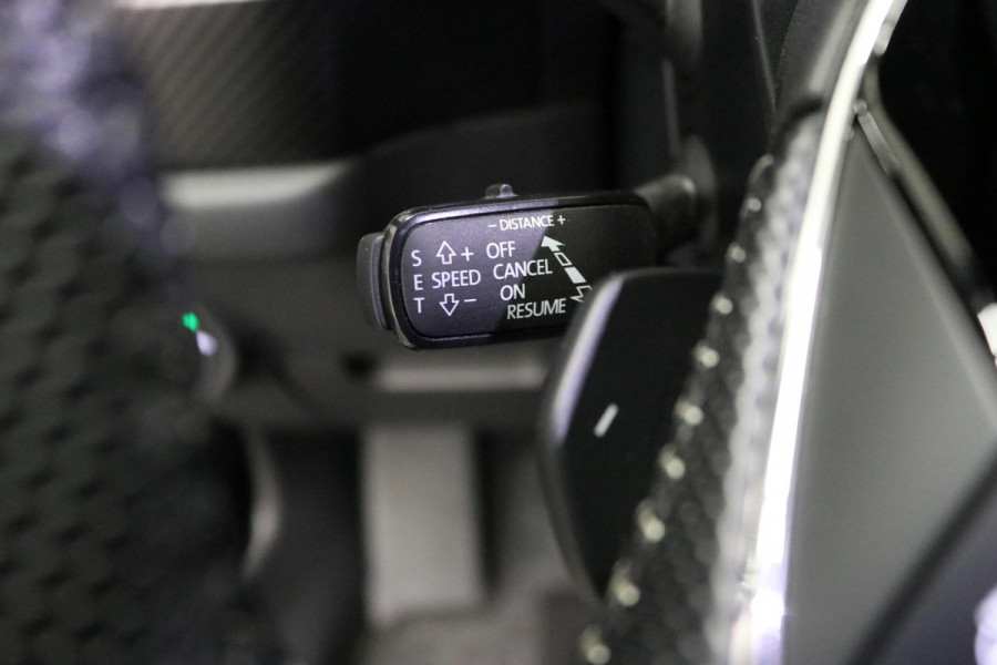 Škoda Kodiaq 1.5 TSI Sportline Business | Panoramadak | Virtual Cockpit | Camera | CANTON | ACC | Carplay | Electr. Stoel | Dodehoeksensoren | ORIG NL | Vol opties |