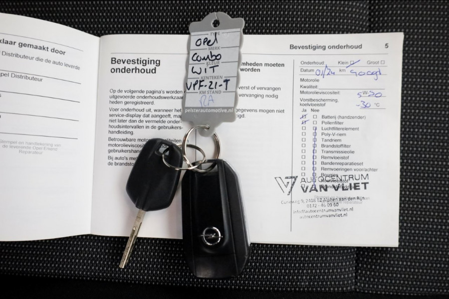 Opel Combo 1.5D 102pk L1H1 Edition Airco/Navi/Trekhaak 02-2022