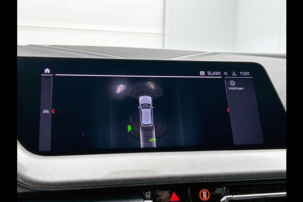 BMW 1-serie 118i High Executive M-SPORT | BLACK-LINE | HEAD-UP | HARMAN KARDON