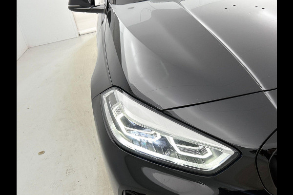 BMW 1-serie 118i High Executive M-SPORT | BLACK-LINE | HEAD-UP | HARMAN KARDON