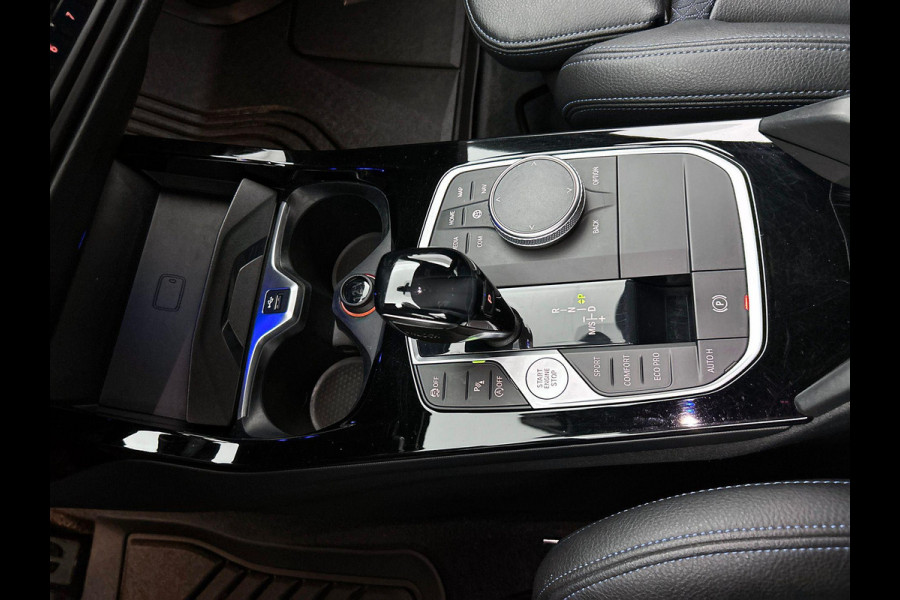 BMW 1-serie 118i High Executive M-SPORT | BLACK-LINE | HEAD-UP | HARMAN KARDON