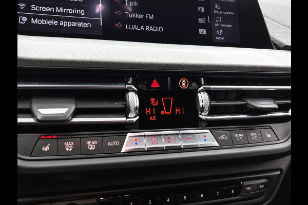 BMW 1-serie 118i High Executive M-SPORT | BLACK-LINE | HEAD-UP | HARMAN KARDON