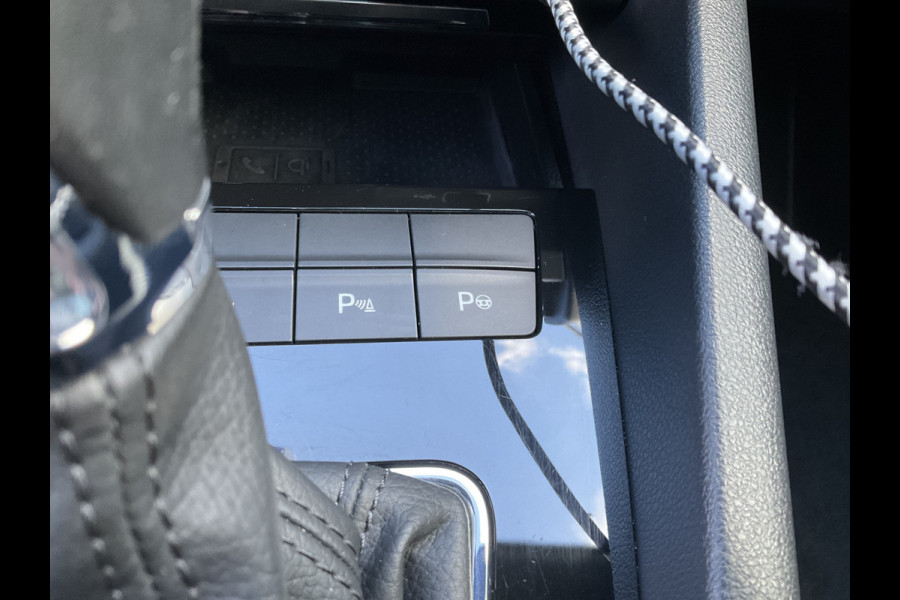 Škoda Octavia Combi 1.5 TSI Au7 Leer Panodak Trekhaak Stoelverw. Carplay Greentech Business Edition Plus