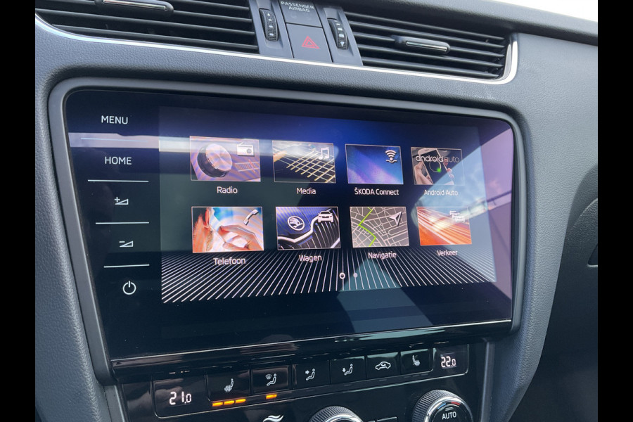 Škoda Octavia Combi 1.5 TSI Au7 Leer Panodak Trekhaak Stoelverw. Carplay Greentech Business Edition Plus