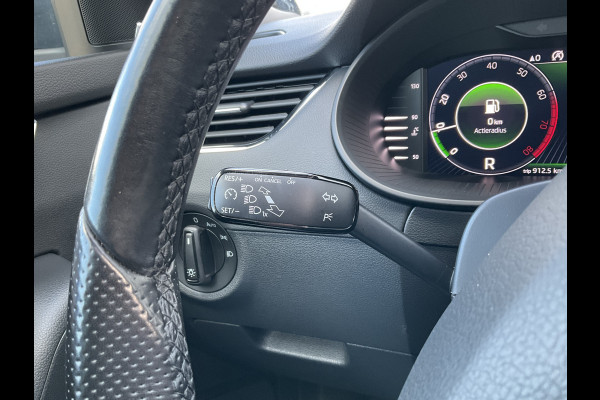 Škoda Octavia Combi 1.5 TSI Au7 Leer Panodak Trekhaak Stoelverw. Carplay Greentech Business Edition Plus