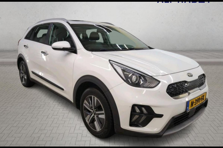 Kia Niro 1.6 GDi Hybrid ExecutiveLine / Schuifdak / Trekhaak / Navigatie / Airco-ecc./ 1/2Leder / Radio multimedia / Apk 10-2027