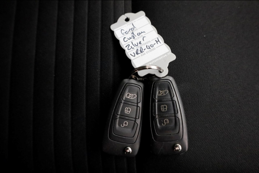 Ford Transit Custom 2.0 TDCI 130pk L2H1 Limited D.C. Airco/Navi/LED 09-2022