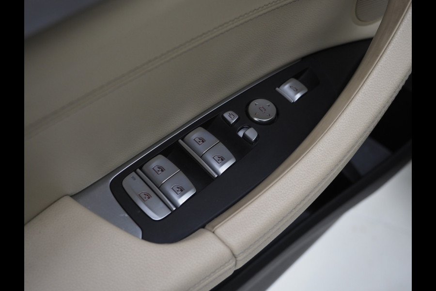 BMW X3 xDrive30e 292PK | Sportstoelen | Leder | Camera | Virtual | Stoelverwarming | DAB | Carplay