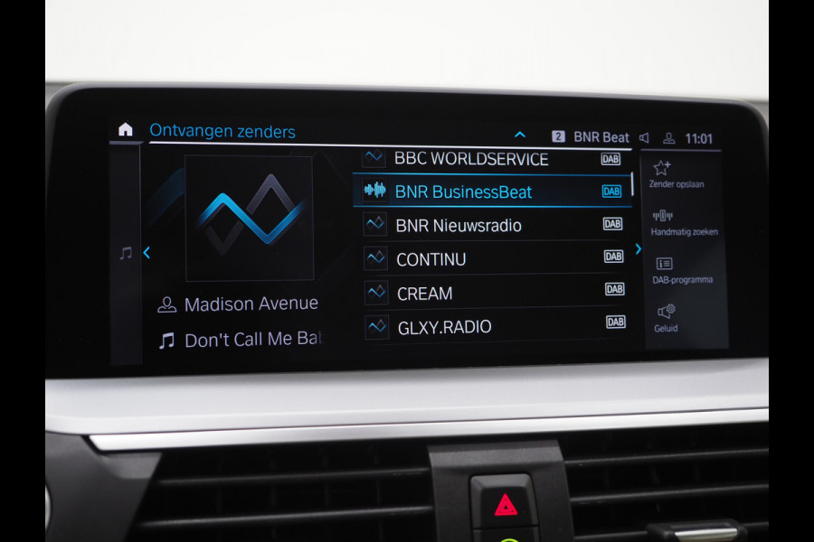 BMW X3 xDrive30e 292PK | Sportstoelen | Leder | Camera | Virtual | Stoelverwarming | DAB | Carplay