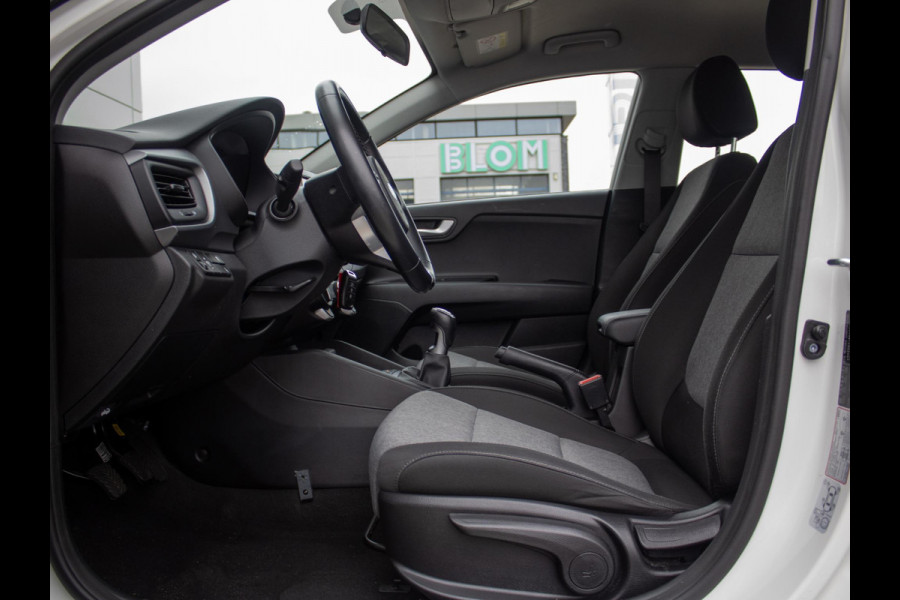 Kia Stonic 1.0 T-GDi DynamicLine | Navigatie | Achteruitrijcamera |