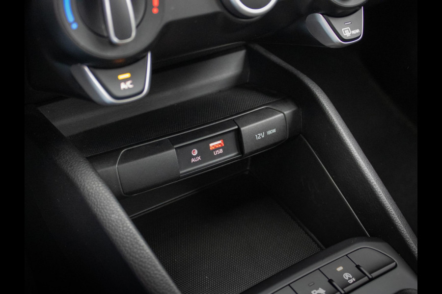 Kia Stonic 1.0 T-GDi DynamicLine | Navigatie | Achteruitrijcamera |