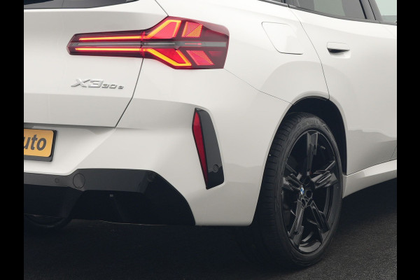 BMW X3 30e xDrive M Sport PRO Plug In Hybrid 299pk PHEV | Panodak | Trekhaak af Fabriek | Adaptive Cruise | 21"L.M | 360 Camera | Head Up | Harman Kardon | Lederen Sportstoelen Memory |  Widescreen |