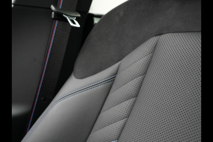 BMW X3 30e xDrive M Sport PRO Plug In Hybrid 299pk PHEV | Panodak | Trekhaak af Fabriek | Adaptive Cruise | 21"L.M | 360 Camera | Head Up | Harman Kardon | Lederen Sportstoelen Memory |  Widescreen |