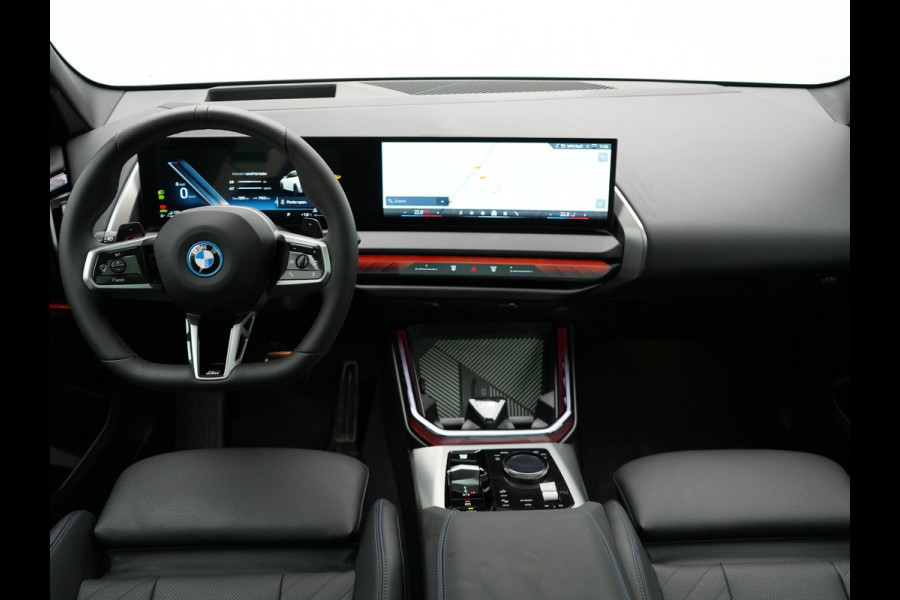 BMW X3 30e xDrive M Sport PRO Plug In Hybrid 299pk PHEV | Panodak | Trekhaak af Fabriek | Adaptive Cruise | 21"L.M | 360 Camera | Head Up | Harman Kardon | Lederen Sportstoelen Memory |  Widescreen |