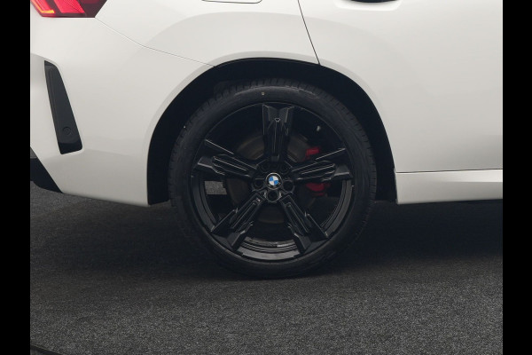 BMW X3 30e xDrive M Sport PRO Plug In Hybrid 299pk PHEV | Panodak | Trekhaak af Fabriek | Adaptive Cruise | 21"L.M | 360 Camera | Head Up | Harman Kardon | Lederen Sportstoelen Memory |  Widescreen |