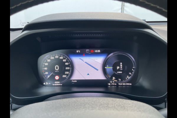 Volvo XC40 1.5 T5 262pk Recharge R-Design 360° HK Pano Trekhaak Stoel/Stuurverw. PHEV